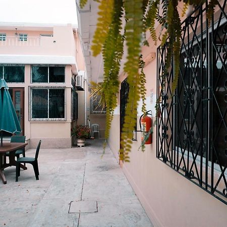 גוויאקיל Urdesa Suites Hotel מראה חיצוני תמונה
