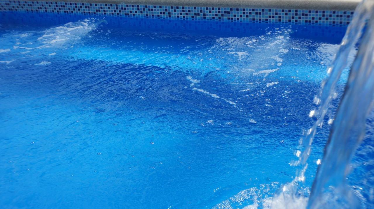 גוויאקיל Urdesa Suites Hotel מראה חיצוני תמונה